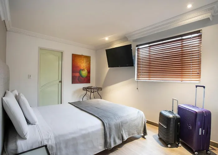 Hotel Picasso Inn